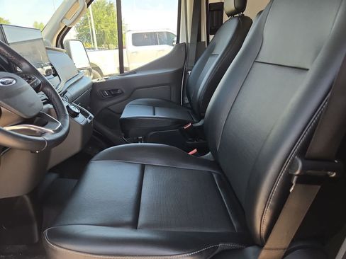 Used 2023 Ford E-Transit Medium Roof RWD image 13