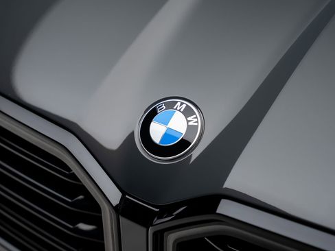 Used 2023 BMW XM AWD/4WD image 19