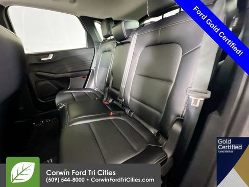 Used 2025 Ford Escape Platinum image 27