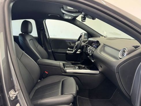 Used 2025 Mercedes-Benz GLA 250 image 16