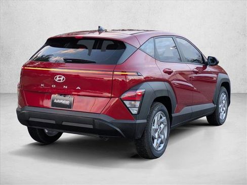 New 2026 Hyundai Kona SE image 2