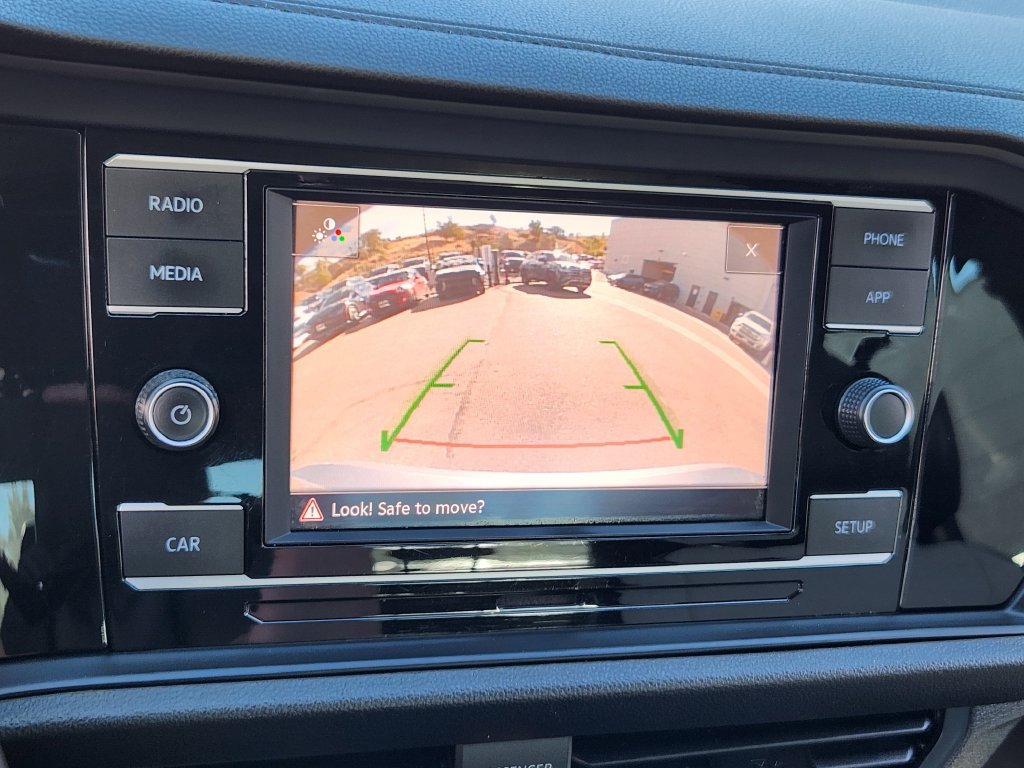 Used 2019 Volkswagen Jetta R-Line w/ R-Line Cold Weather Package FWD image 17