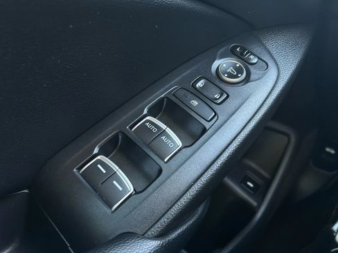 Used 2018 Honda Accord Sport image 18