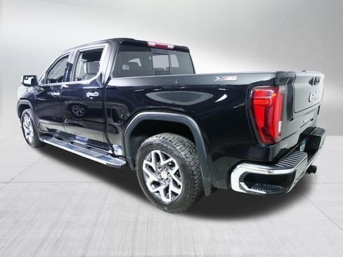 Used 2023 GMC Sierra 1500 SLT w/ SLT Premium Package AWD/4WD image 5