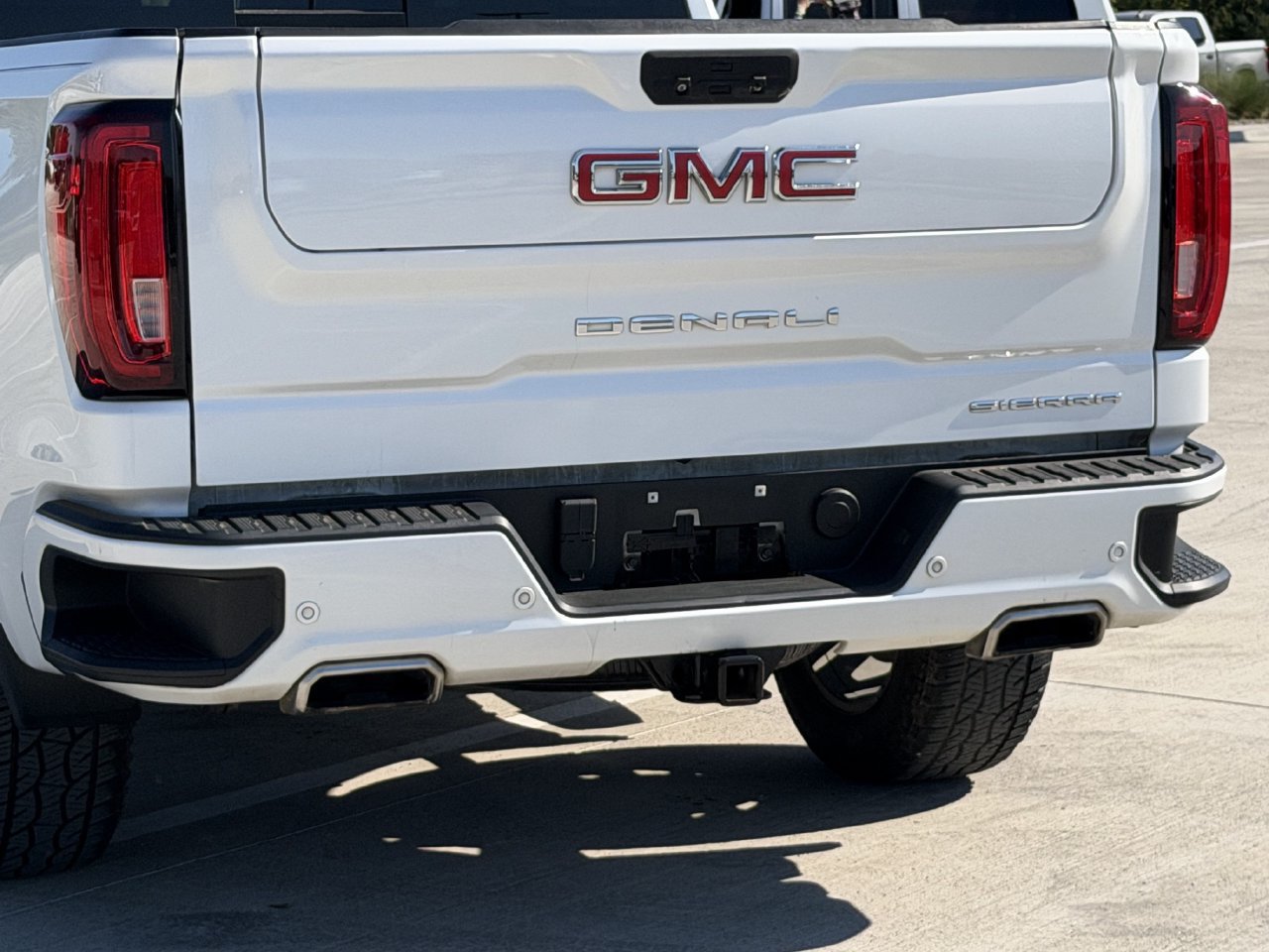 Used 2020 GMC Sierra 1500 Denali w/ Technology Package RWD image 6