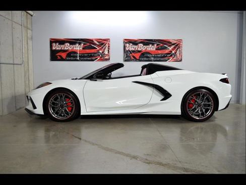 New 2026 Chevrolet Corvette Stingray Preferred Conv w/ Stealth Interior Trim Package RWD image 24