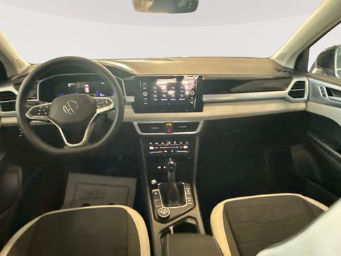New 2026 Volkswagen Taos SE AWD/4WD image 15