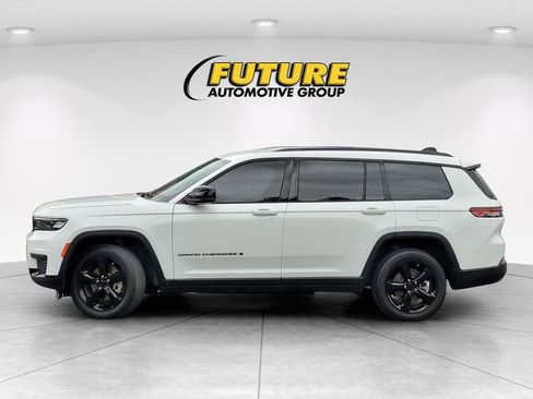 Used 2023 Jeep Grand Cherokee L Laredo AWD/4WD image 8