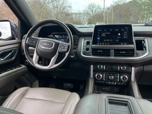 Used 2021 GMC Yukon SLT w/ SLT Luxury Plus Package image 18