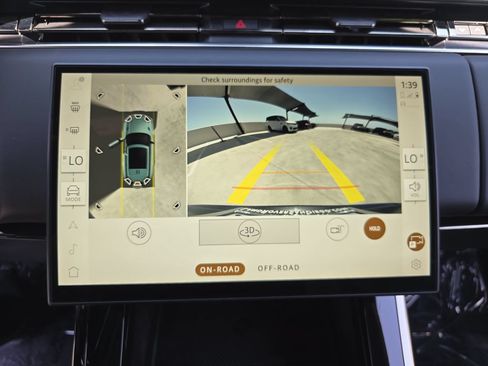 Certified 2025 Land Rover Range Rover Sport AWD/4WD image 24