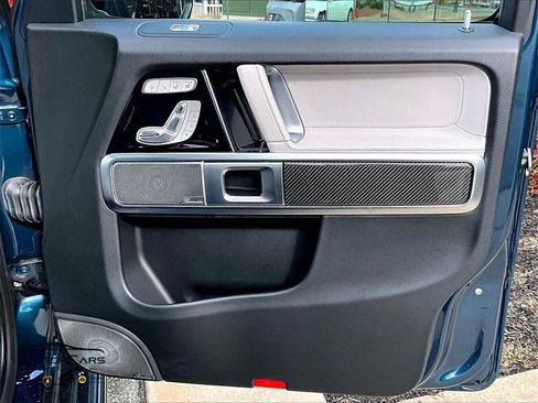 Used 2021 Mercedes-Benz G 63 AMG 4MATIC w/ G Manufaktur Interior Package image 21