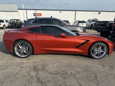 Used 2015 Chevrolet Corvette Stingray Coupe w/ 2LT Preferred Equipment Group image 7