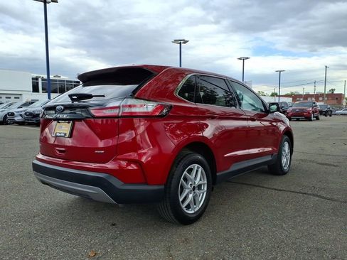 Certified 2024 Ford Edge SEL AWD/4WD image 5