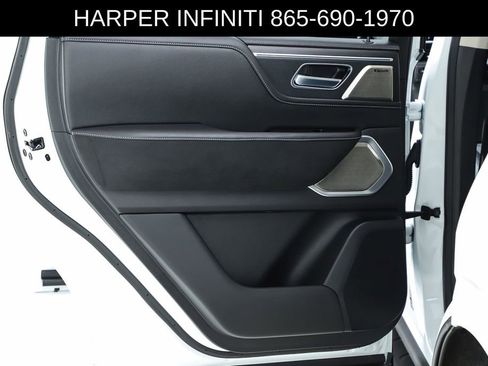 Used 2025 INFINITI QX80 Sensory AWD/4WD image 57