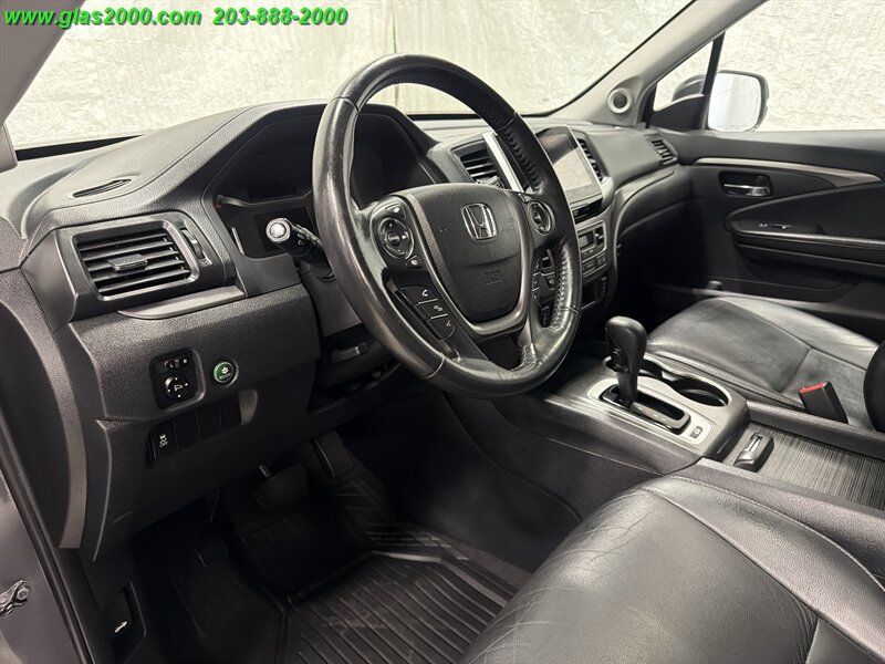 Used 2018 Honda Pilot EX-L image 3