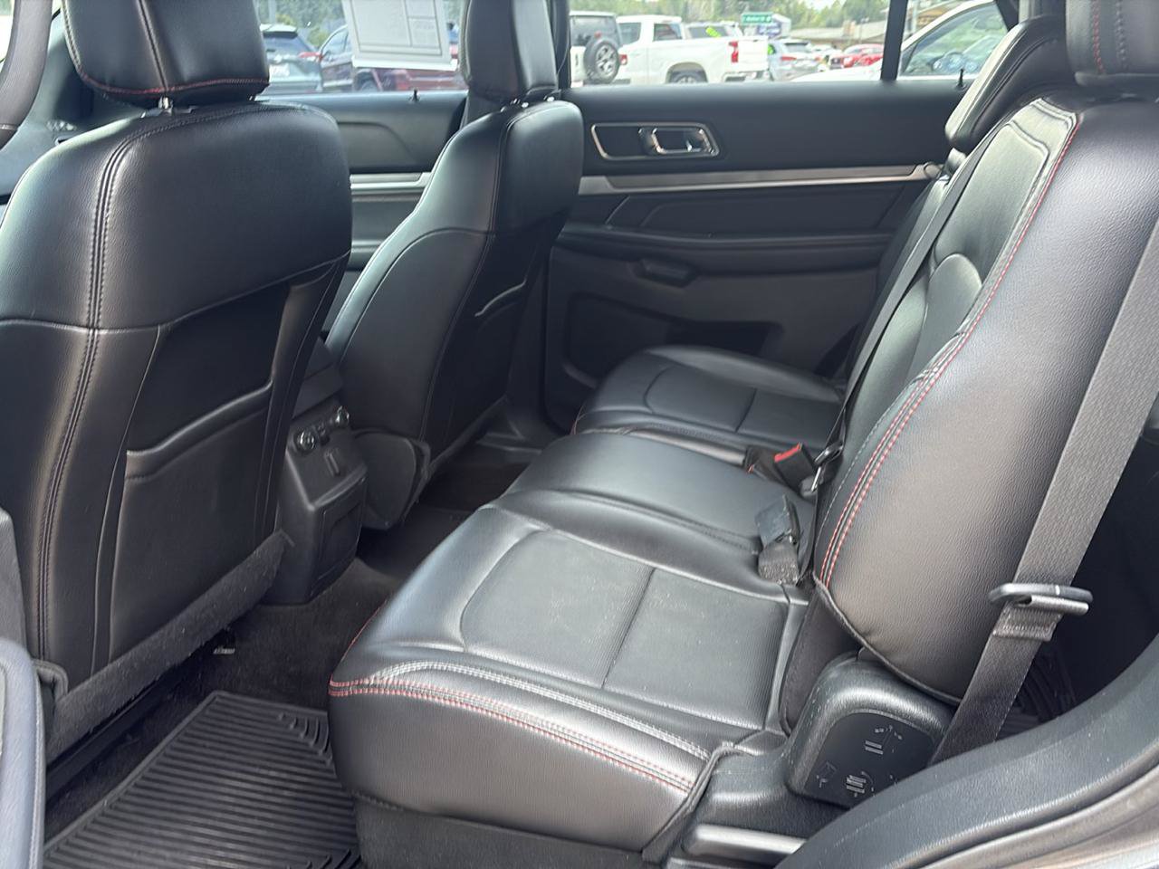 Used 2018 Ford Explorer Sport AWD/4WD image 10