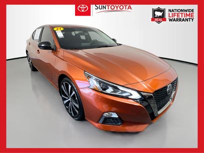Used 2021 Nissan Altima 2.5 SR w/ SR Premium Package
