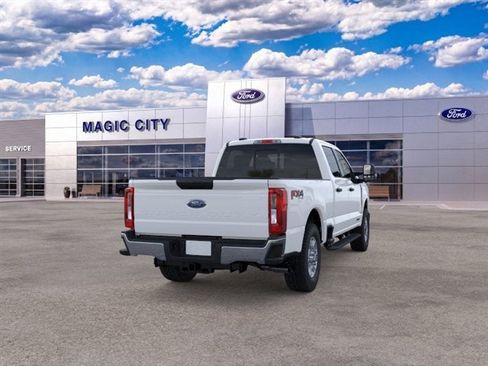 New 2026 Ford F250 XLT w/ FX4 Off-Road Package AWD/4WD image 8