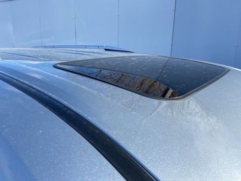 Certified 2024 Toyota Sienna Platinum image 6