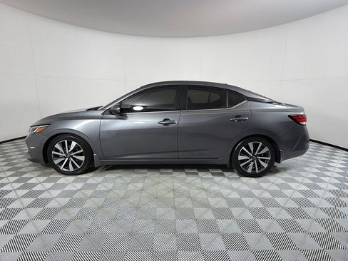 Used 2020 Nissan Sentra SV w/ SV Premium Package FWD image 8