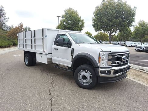 Used 2024 Dodge Durango XL w/ XL Chrome Package image 5