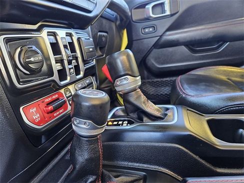 Used 2023 Jeep Wrangler Rubicon w/ Cold Weather Group image 27