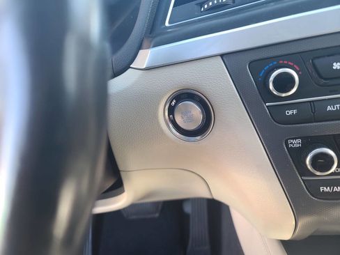 Used 2016 Hyundai Genesis 3.8 w/ Option Group 04 image 21