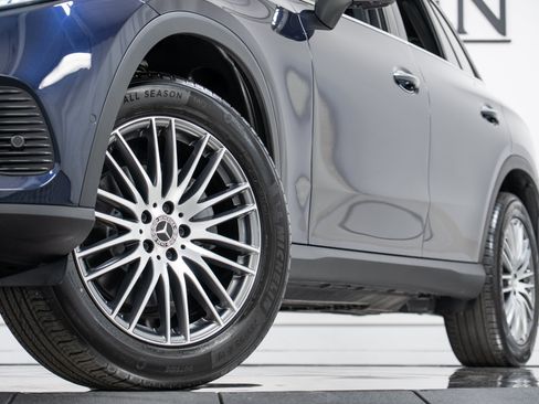 Certified 2024 Mercedes-Benz GLC 300 4MATIC image 27