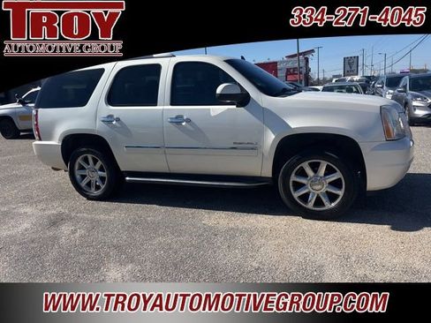 Used 2013 GMC Yukon Denali image 10