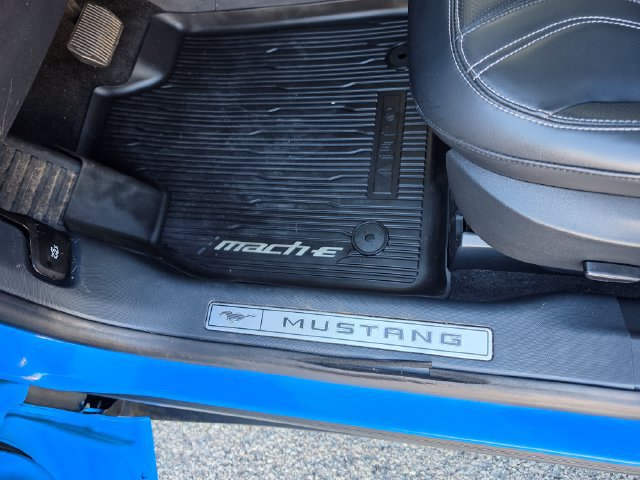Used 2022 Ford Mustang Mach-E Premium RWD image 17