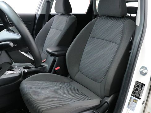 Used 2021 Kia Seltos LX image 22