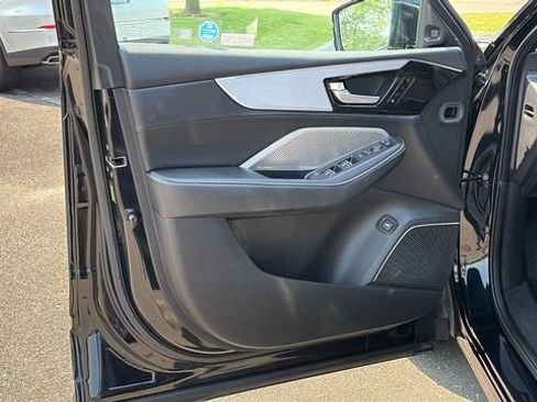 Certified 2024 Acura MDX SH-AWD w/ Technology Package image 8