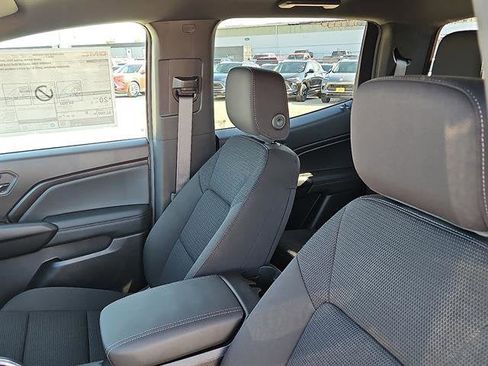 New 2026 GMC Canyon Elevation w/ Convenience Package image 11