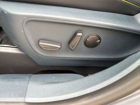 New 2025 Ford Maverick Lobo image 18