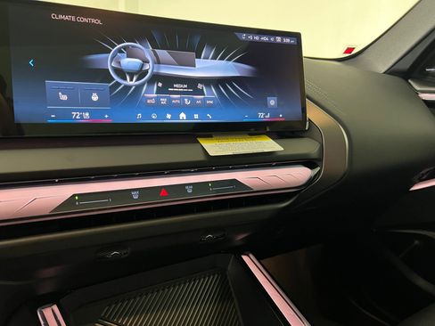 Used 2026 BMW X3 xDrive30 w/ Convenience Package image 27