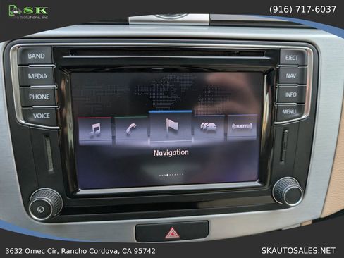 Used 2017 Volkswagen CC R-Line Executive image 23