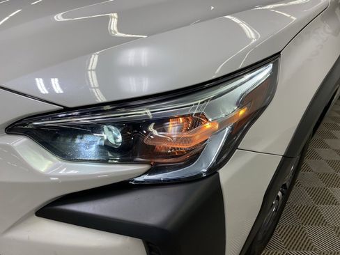 Used 2024 Subaru Outback Premium image 6