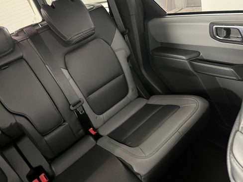 Used 2024 Ford Bronco Black Diamond image 22