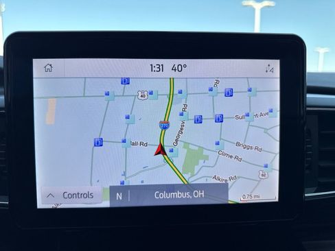 Used 2023 Ford Explorer Limited image 18