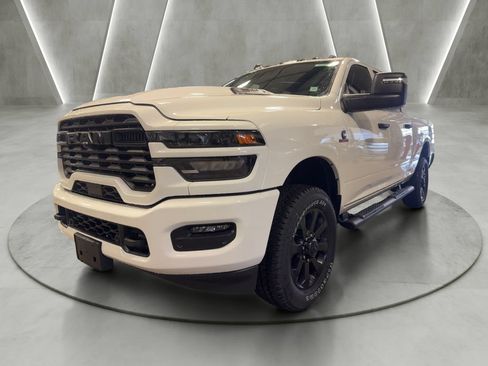 New 2026 RAM 2500 Tradesman AWD/4WD image 3
