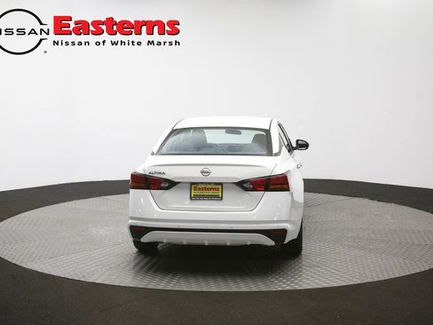 Used 2025 Nissan Altima 2.5 SV FWD image 36