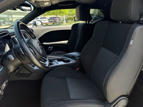 Used 2020 Dodge Challenger R/T w/ Performance Handling Group RWD image 23