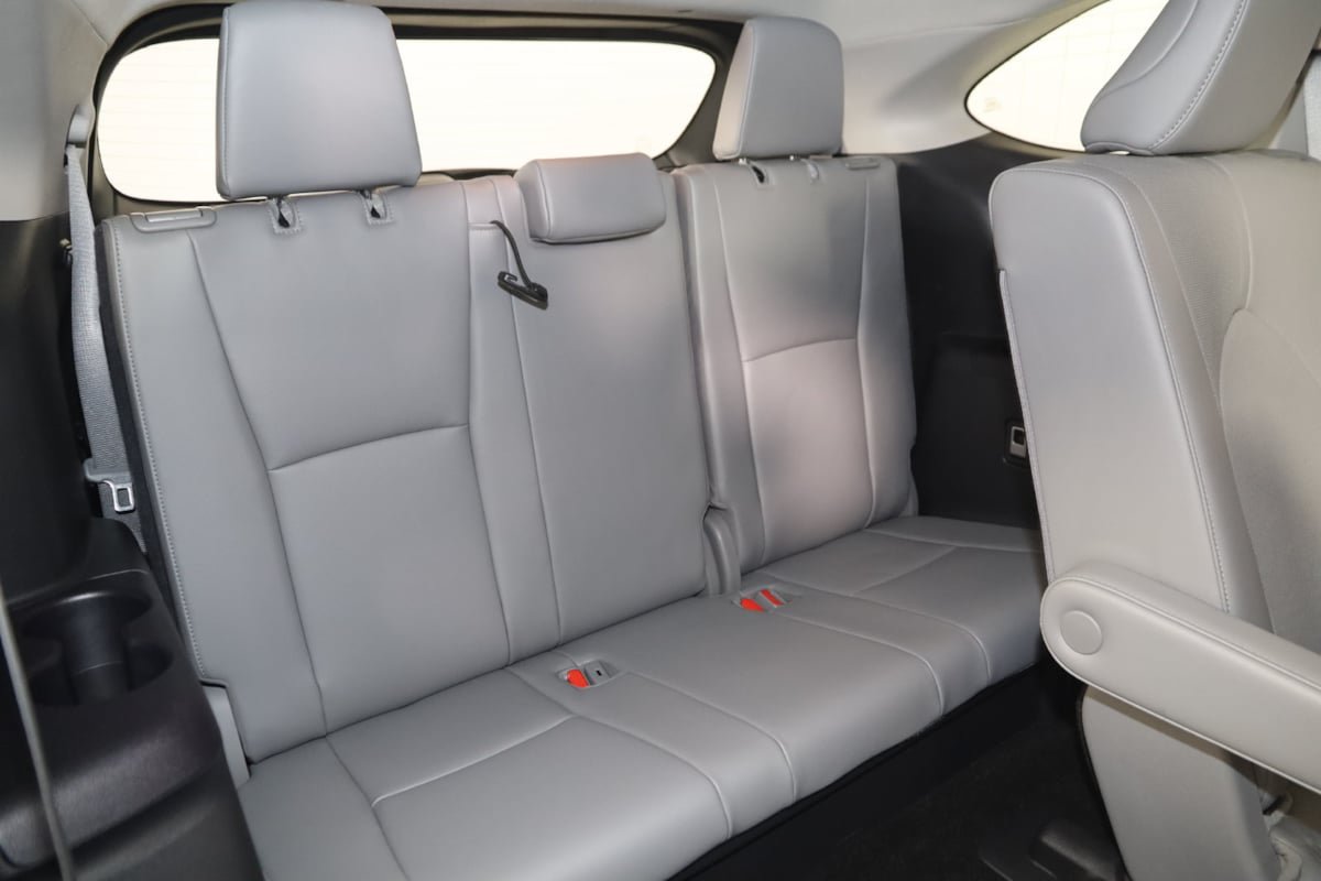 Used 2023 Toyota Highlander Limited AWD/4WD image 15