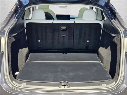 Used 2023 Tesla Model Y Long Range image 6