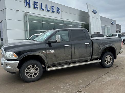 Used 2018 RAM 2500 Laramie w/ Convenience Group image 3