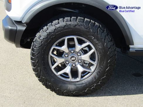 Certified 2025 Ford Bronco Badlands AWD/4WD image 4