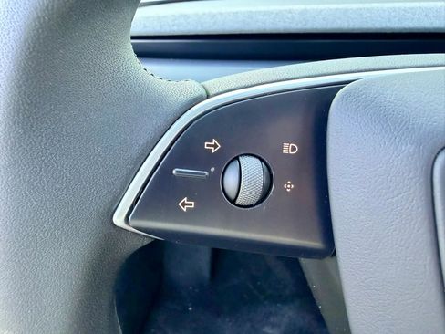 Used 2025 Tesla Model 3 Long Range RWD image 47