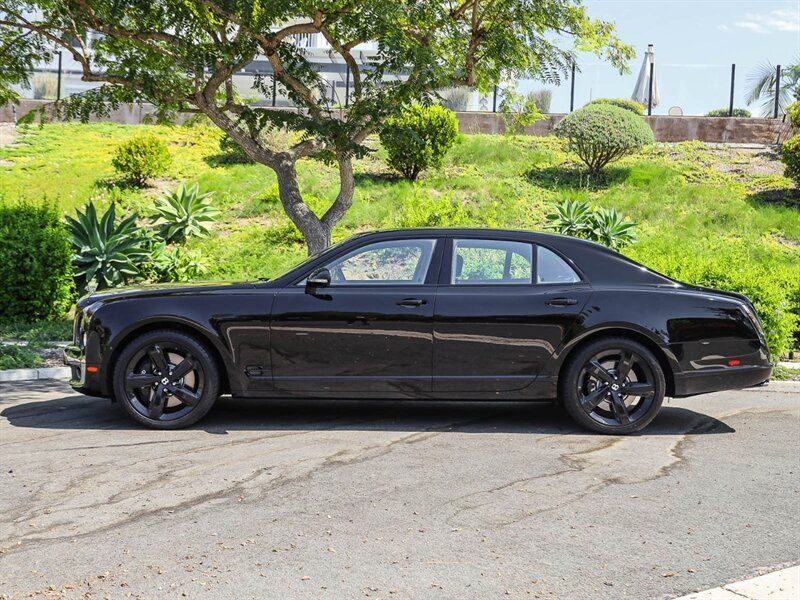 Used 2016 Bentley Mulsanne Speed RWD image 2