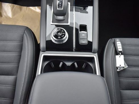 Used 2023 Mitsubishi Outlander SE image 22