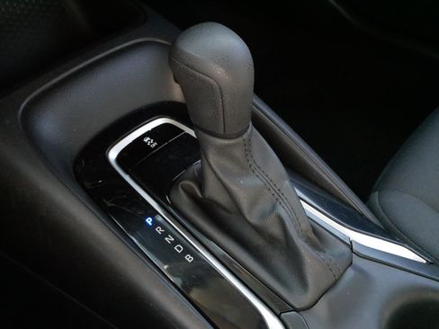 Used 2023 Toyota Corolla LE image 24